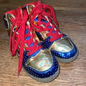 Wonder Woman Youth Hi Top Sneakers